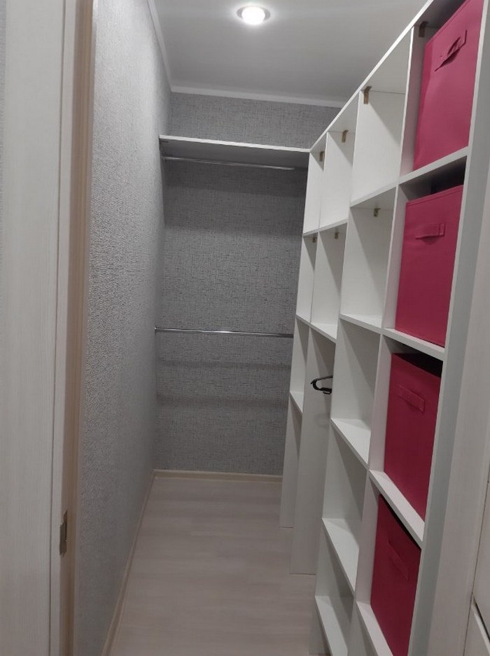 Полная переделка однокомнатной хрущевки в простую современную квартиру за $8000  